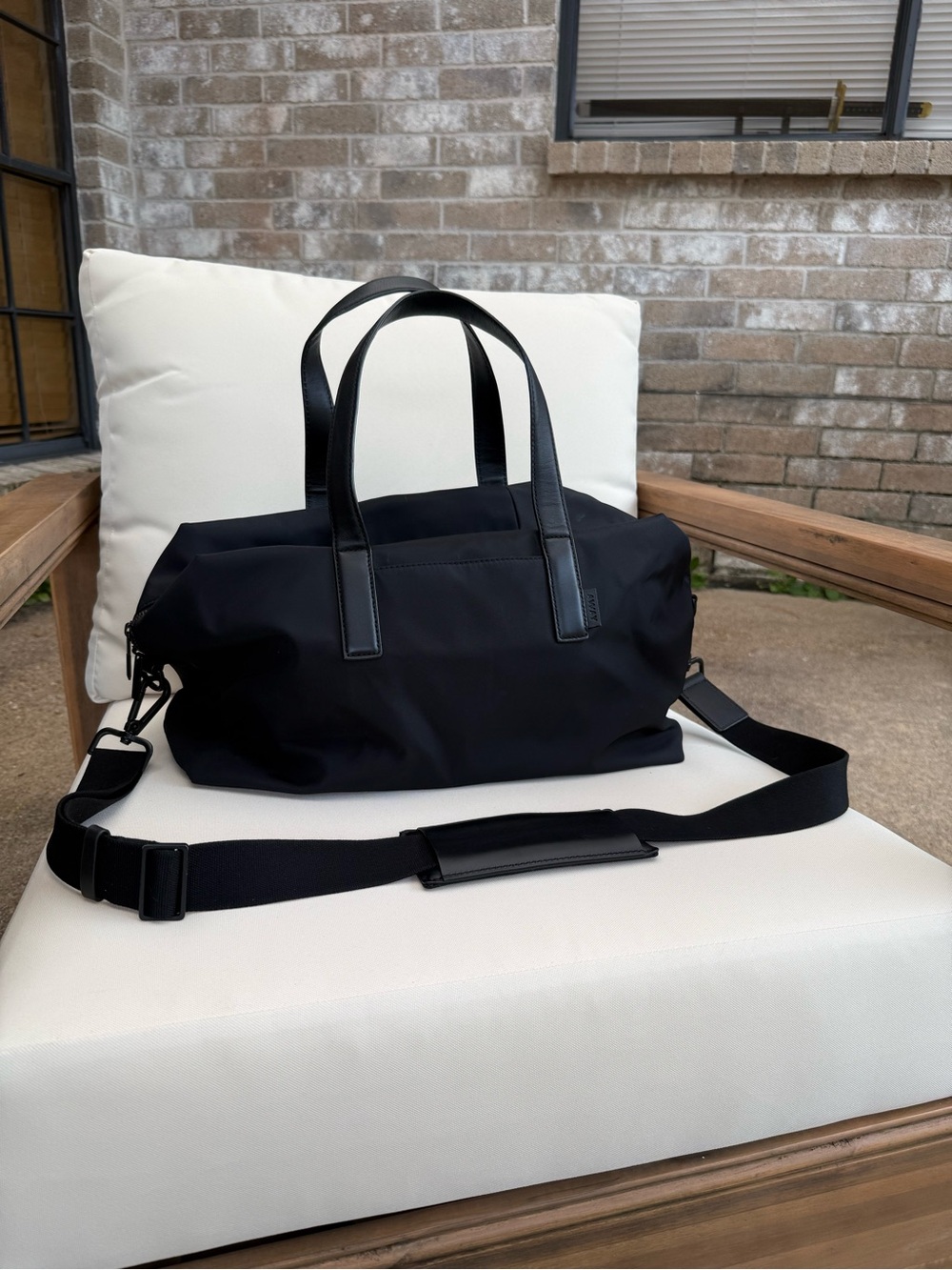 Away everywhere bag in black